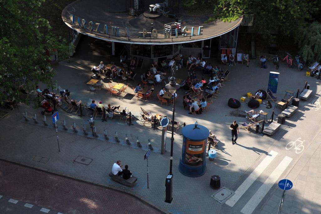 Adventura Hostel Warszawa Exteriör bild