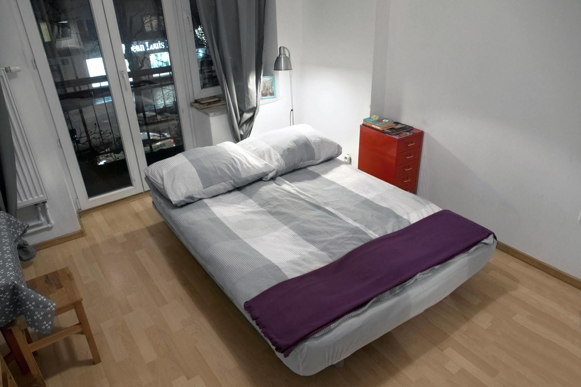 Adventura Hostel Warszawa Exteriör bild